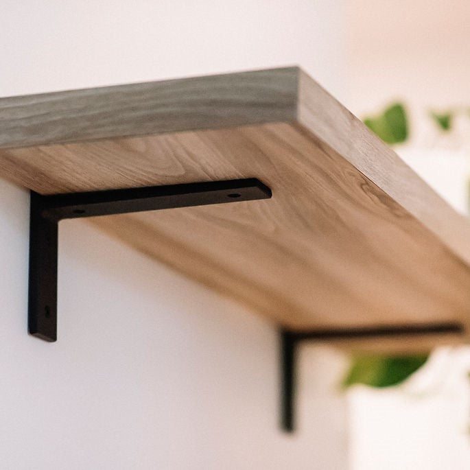 Le support à tablette en métal noir mat – Image 3