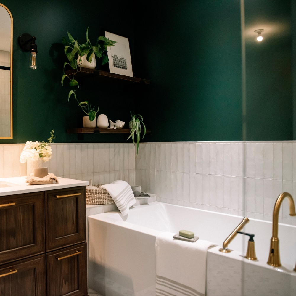 Projet salle de bain vert profond